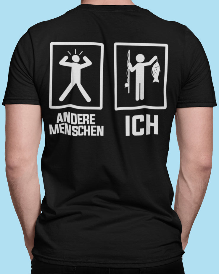 Andere Menschen Panik ich Angeln  - Herren Shirt - Shirtfisch