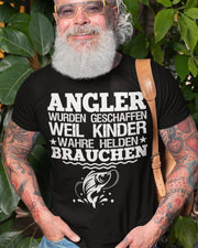 Angler wurden geschaffen weil Kinder Helden brauchen - Herren Shirt - Shirtfisch